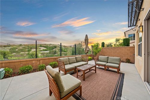 116 Milky, Irvine, CA, 92618 | Card Image