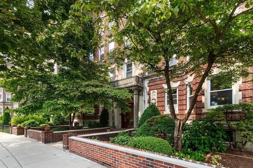 g3-131 Park Dr, Boston, MA, 02215-5171 | Card Image