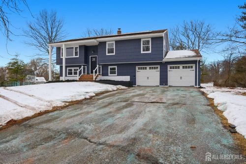 12 Thornton Ln, Piscataway, NJ, 08854-5044 | Card Image