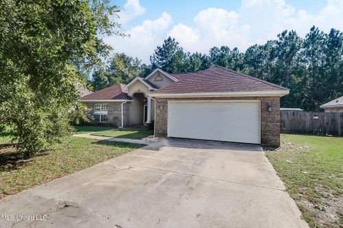 7105 Pinehurst Drive, Ocean Springs, MS, 39564 | Card Image