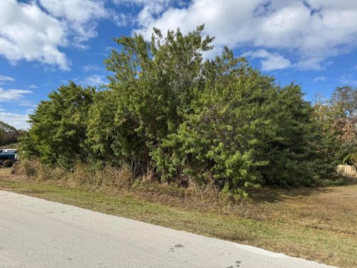 163 Ne Twylite Ter, Port St. Lucie, FL, 34983-1279 | Card Image
