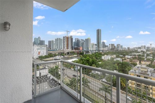 apt-1006-10 Sw South River Dr, Miami, FL, 33130-1435 | Card Image