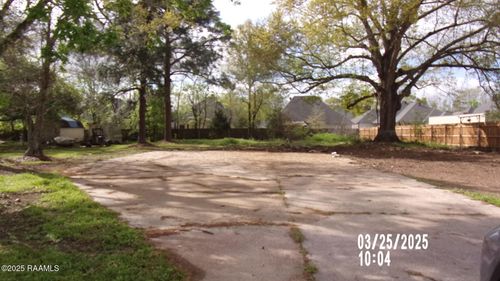 141 Durke Rd, Lafayette, LA, 70508-7901 | Card Image