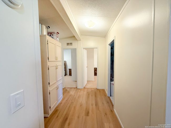 227 River Bluff Dr, House other with 5 bedrooms, 3 bathrooms and null parking in Lytle TX | Image 19
