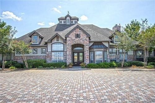 15103-350 Emerald Forest Blvd, Covington, LA, 70433-5900 | Card Image
