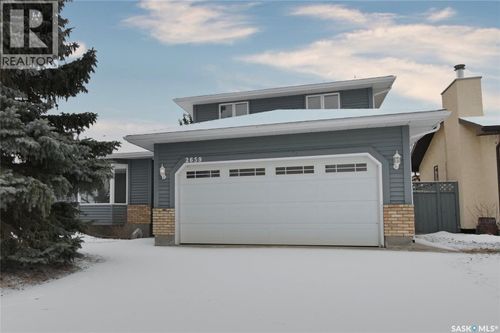2659 Lacombe Cres E, Regina, SK, S4V1T4 | Card Image