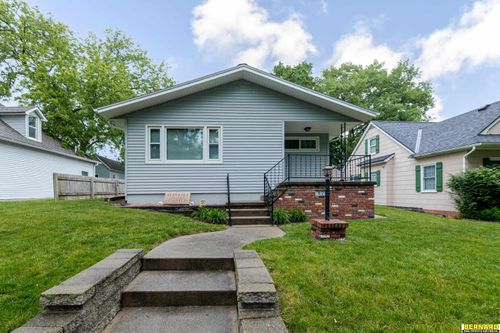 1812 Central Ave, Nebraska City, NE, 68410-2232 | Card Image