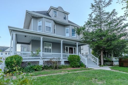 95 Beech St, East Orange, NJ, 07018-3006 | Card Image