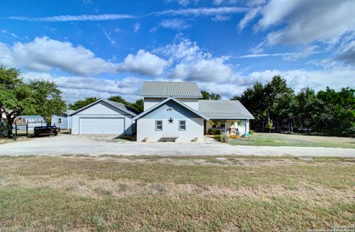 6248 Yorkshire Dr, Spring Branch, TX, 78070-6430 | Card Image