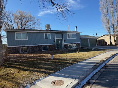 894 Gold Creek Avenue, Battle Mountain, NV, 89820 | Card Image