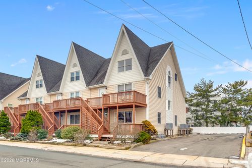 apt-c9-111 K St, Seaside Park, NJ, 08752-1340 | Card Image