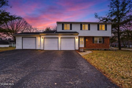 7243 Ridgeland Rd, Sylvania, OH, 43560-2949 | Card Image