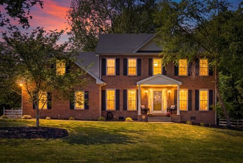 408 Marietta Pl, Clarksville, TN, 37043-6733 | Card Image