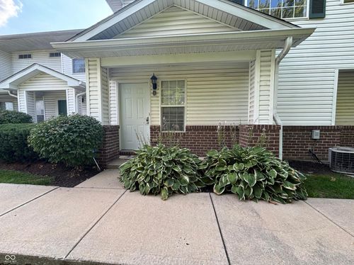 unit-11-4948 Potomac Square Pl, Indianapolis, IN, 46268-5802 | Card Image