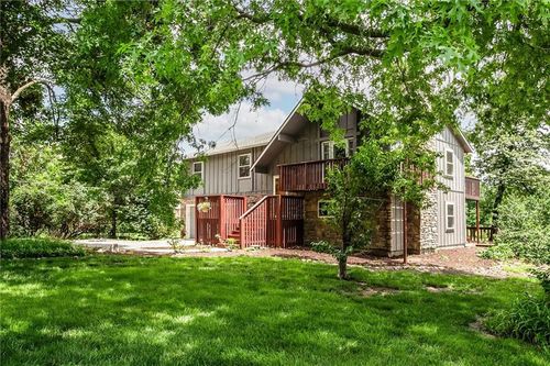 643 N Hemlock St, Ottawa, KS, 66067-1627 | Card Image