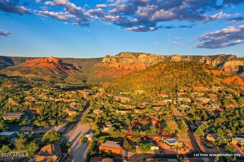 235 Airport Rd, Sedona, AZ, 86336-5821 | Card Image