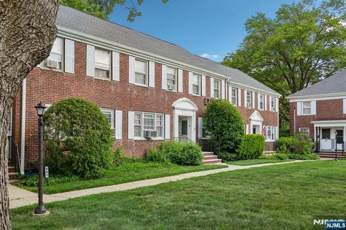 261 Elmwood Ave, Maplewood, NJ, 07040-1908 | Card Image
