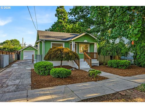 7824 Se Yamhill St, Portland, OR, 97215 | Card Image