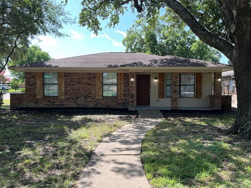 826 Quinette Dr, Seagoville, TX, 75159-1718 | Card Image