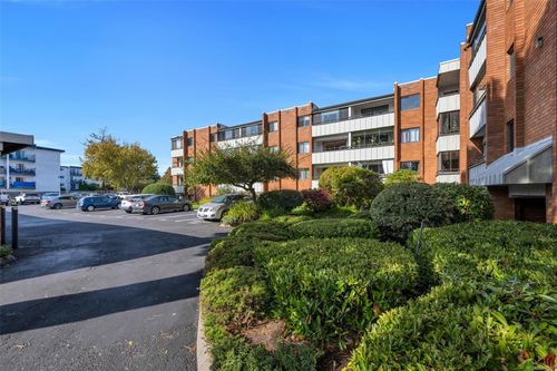310-853 Selkirk Ave, Esquimalt, BC, V9A2T7 | Card Image