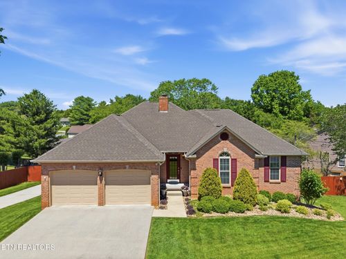 315 Silo Dr, Lenoir City, TN, 37772-5266 | Card Image