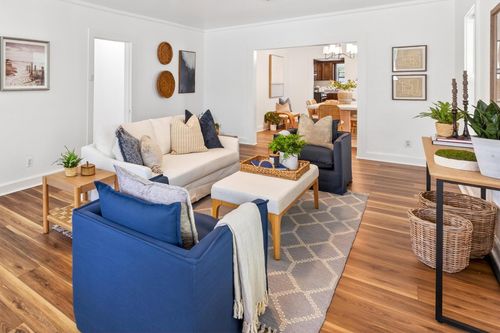 1805 Avenue N 1/2, Galveston, TX, 77550-8042 | Card Image
