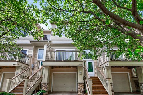 13810 54th Ave N, Plymouth, MN, 55446-1154 | Card Image