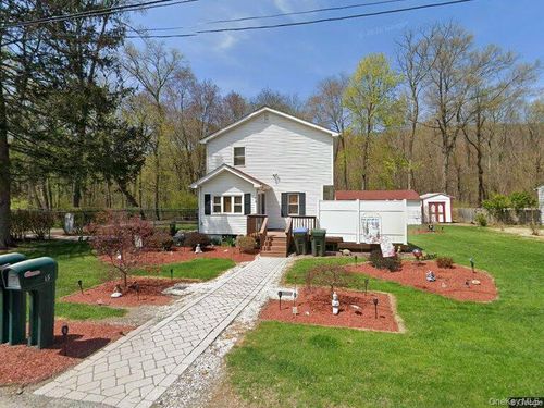 16 Cane Rd, Greenwood Lake, NY, 10925-2209 | Card Image