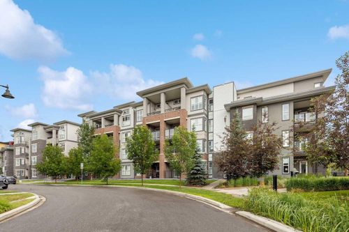 1210-95 Burma Star Road Sw, Calgary, AB, T3E8A9 | Card Image