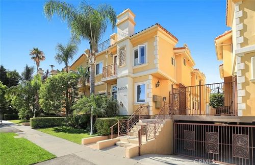 12-14535 Margate St, Sherman Oaks, CA, 91401-6025 | Card Image
