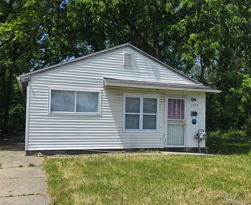 9979 Montrose Street, Detroit, MI, 48227 | Card Image