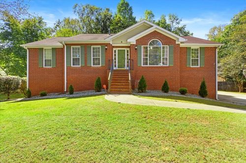 2071 Oakcreek Dr, Lithia Springs, GA, 30122-2780 | Card Image