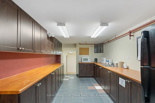 REAR - 107 Erie St, Home with 0 bedrooms, 0 bathrooms and 10 parking in Stratford ON | Image 16
