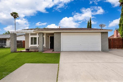 1117 Knickerbocker Dr, Stockton, CA, 95210-2118 | Card Image