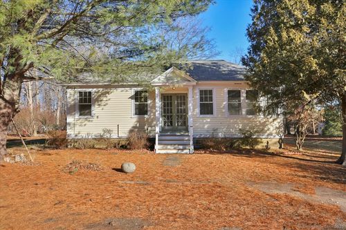 1204 Saybrook Road, Haddam, CT, 06438 | Card Image