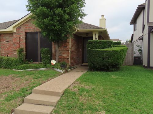 313 Conger Dr, Mesquite, TX, 75149-2560 | Card Image