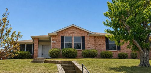 2828 Ingram Cir, Mesquite, TX, 75181-4424 | Card Image