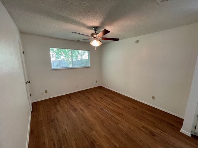 7506 Saint Amant Pl, Home with 2 bedrooms, 1 bathrooms and 3 parking in Austin TX | Image 8