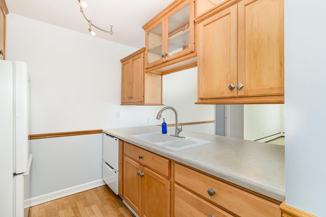 Two-drawer dishwasher is a great feature | Image 8