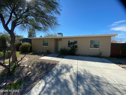 2122 S Magnolia Avenue, Tucson, AZ, 85711 | Card Image