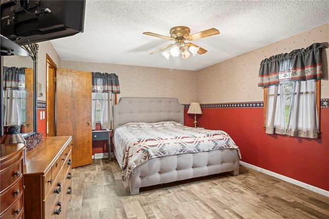 4232 Haskell Rd, House other with 3 bedrooms, 3 bathrooms and null parking in Effingham KS | Image 12