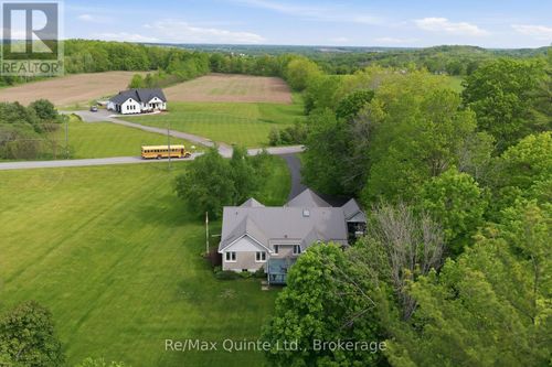 302 Clearview Rd, Stirling, ON, K0K3E0 | Card Image