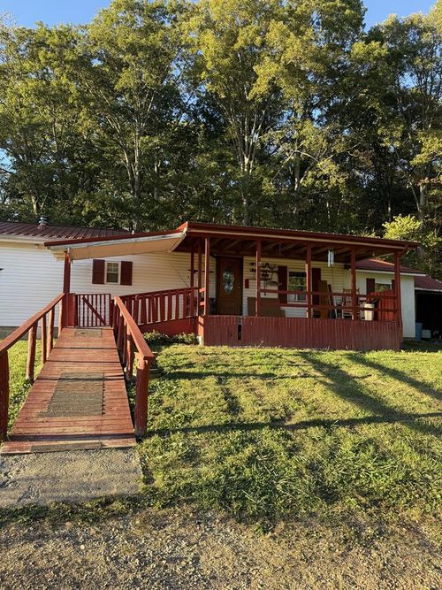 379 Mount Tabor Rd, Waverly, OH, 45690-9328 | Card Image