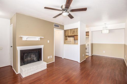 apt-402-18511 Egret Bay Blvd, Houston, TX, 77058-3274 | Card Image