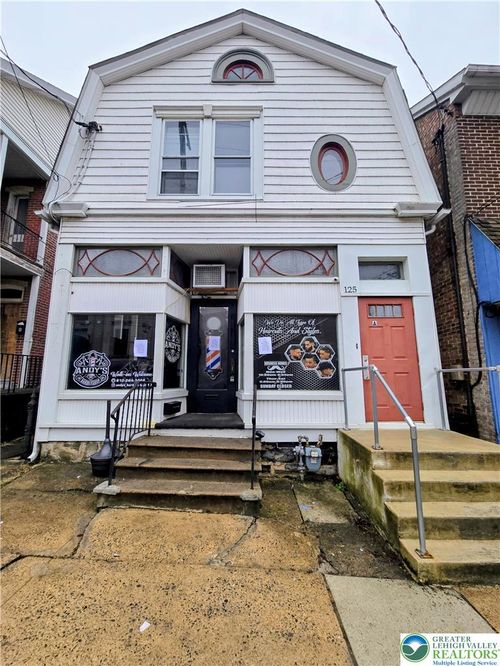 unit-a-125 Bridge St, Catasauqua, PA, 18032-2562 | Card Image
