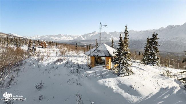 03-Aerial Cabin JWK_Photo00003 | Image 94
