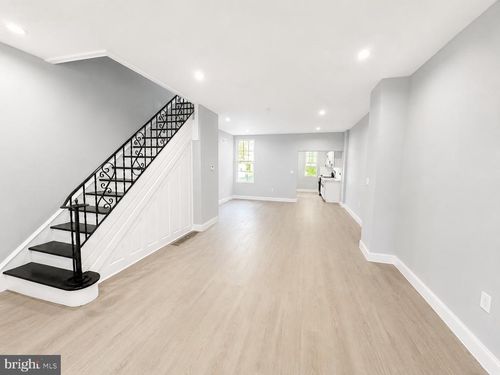 6649 Vandike St, PHILADELPHIA, PA, 19135-2811 | Card Image