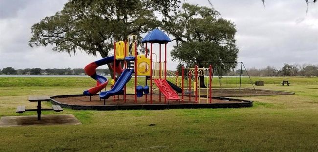 Neighborhood Playground | Image 21