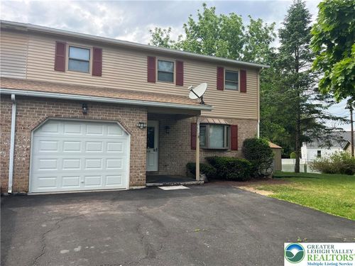 2013 W Columbia St, Allentown, PA, 18104-2572 | Card Image