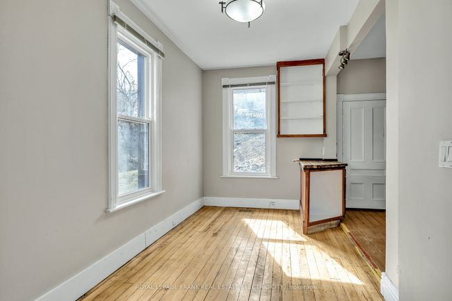 617 Aylmer St N, House other with 3 bedrooms, 2 bathrooms and 2 parking in Peterborough ON | Image 7